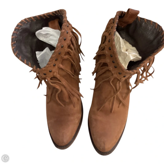 Boots Ankle Heels By Cmb In Brown, Size: 10