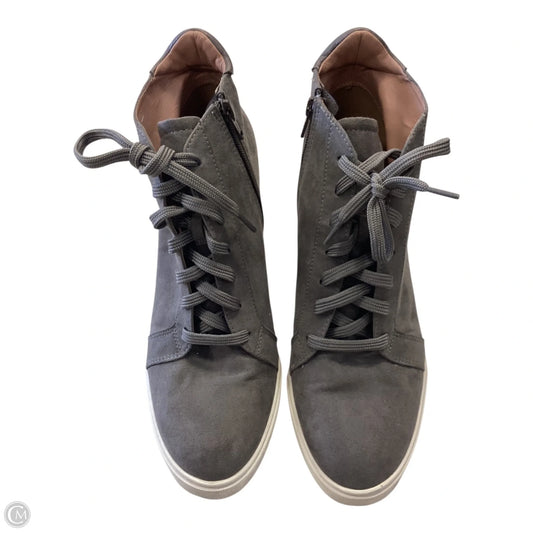 Shoes Heels Wedge By Clothes Mentor In Grey, Size: 11