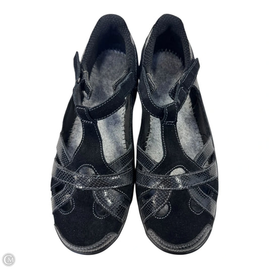 Shoes Flats By Cmc In Black, Size: 8