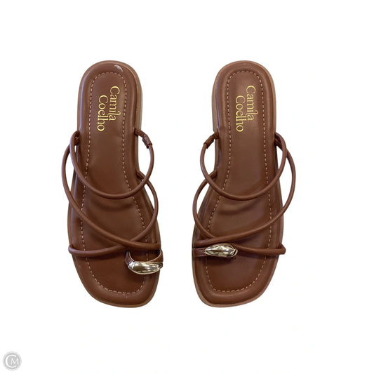 Sandals Flats By Clothes Mentor In Brown, Size: 6.5