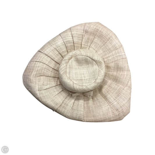 Hat Floppy By White House Black Market