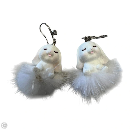 Earrings Other By Clothes Mentor
