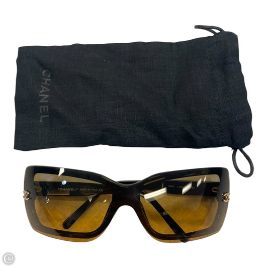 Sunglasses Luxury Designer By Chanel, Size: Medium