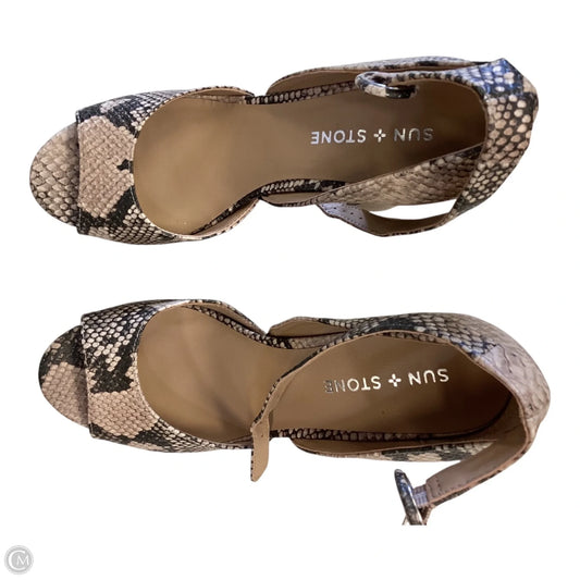 Sandals Heels Block By Clothes Mentor In Animal Print, Size: 7