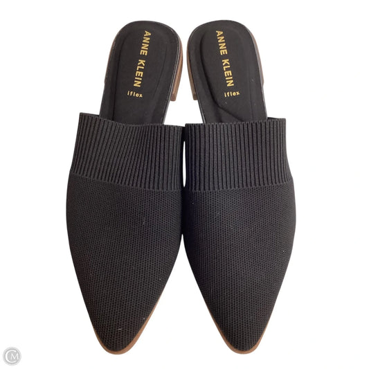 Shoes Flats By Anne Klein In Black, Size: 9