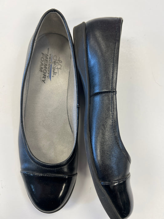 Shoes Flats Ballet By Life Stride  Size: 8